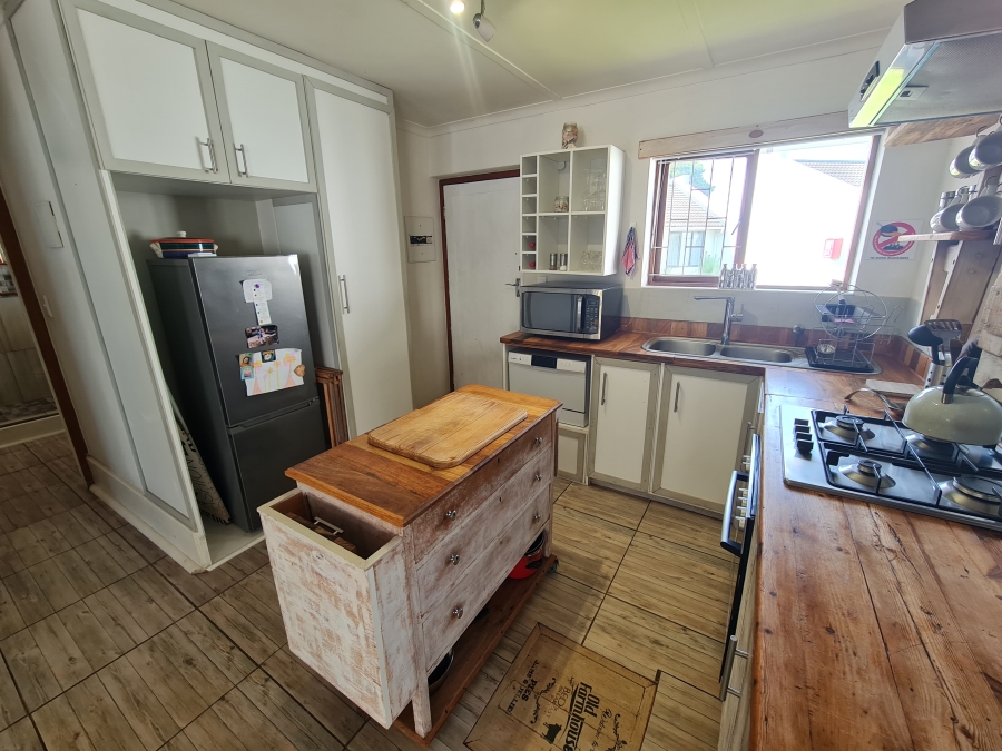 2 Bedroom Property for Sale in Paradise Beach Eastern Cape